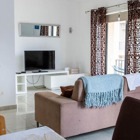 Spacious 3-Bedroom Apartment 30 Seconds From Sea Marsaskala Kültér fotó