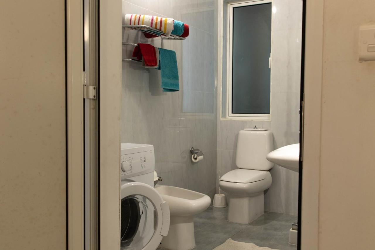 Spacious 3-Bedroom Apartment 30 Seconds From Sea Marsaskala Kültér fotó