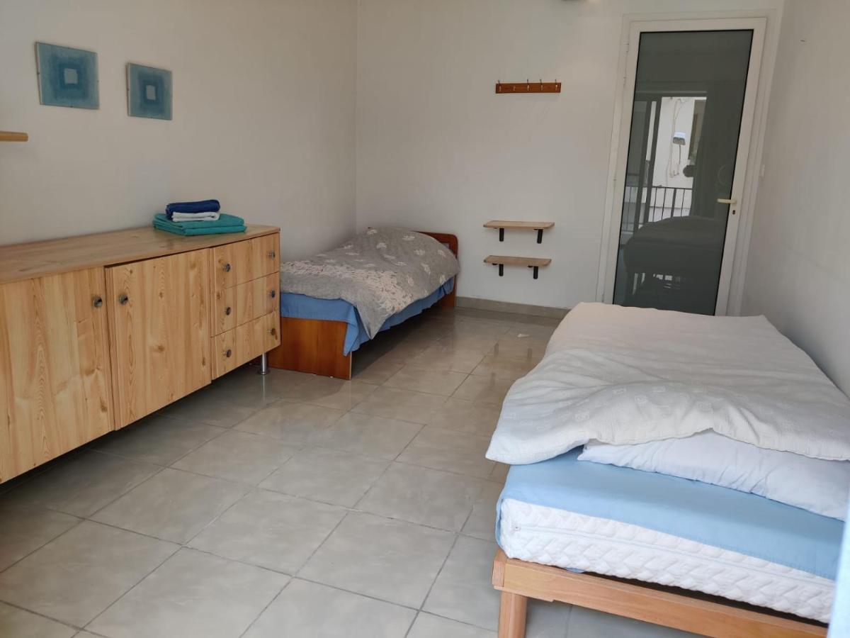 Spacious 3-Bedroom Apartment 30 Seconds From Sea Marsaskala Kültér fotó